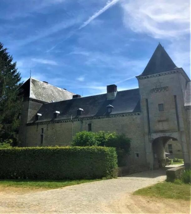 Appartement Le Papillon à Hotton Extérieur photo